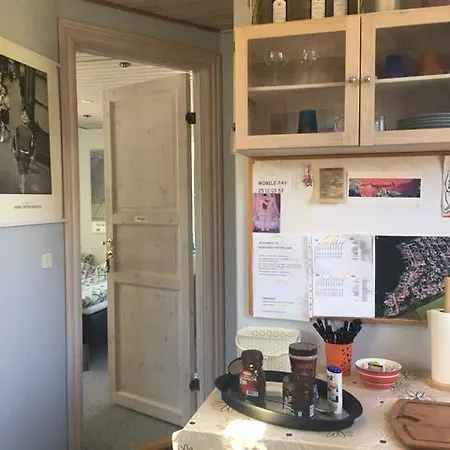 לינה וארוחת בוקר Bangsebro Skovens ניקובינג פלסטר